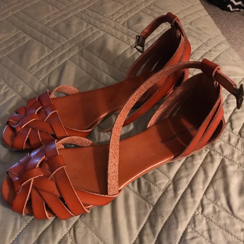 Mossimo cognac color sandals